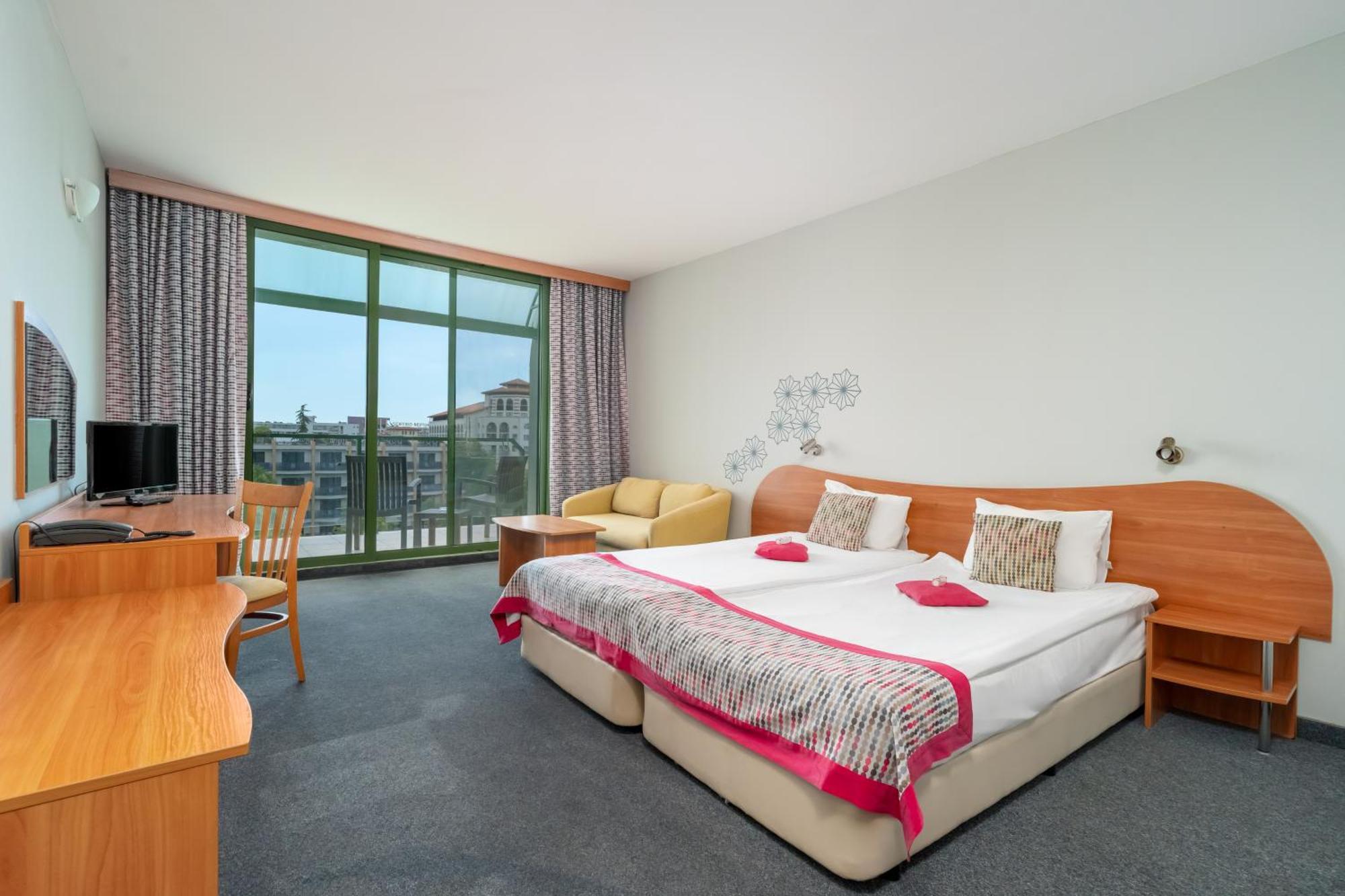 Mpm Hotel Kalina Garden Sunny Beach Exterior photo